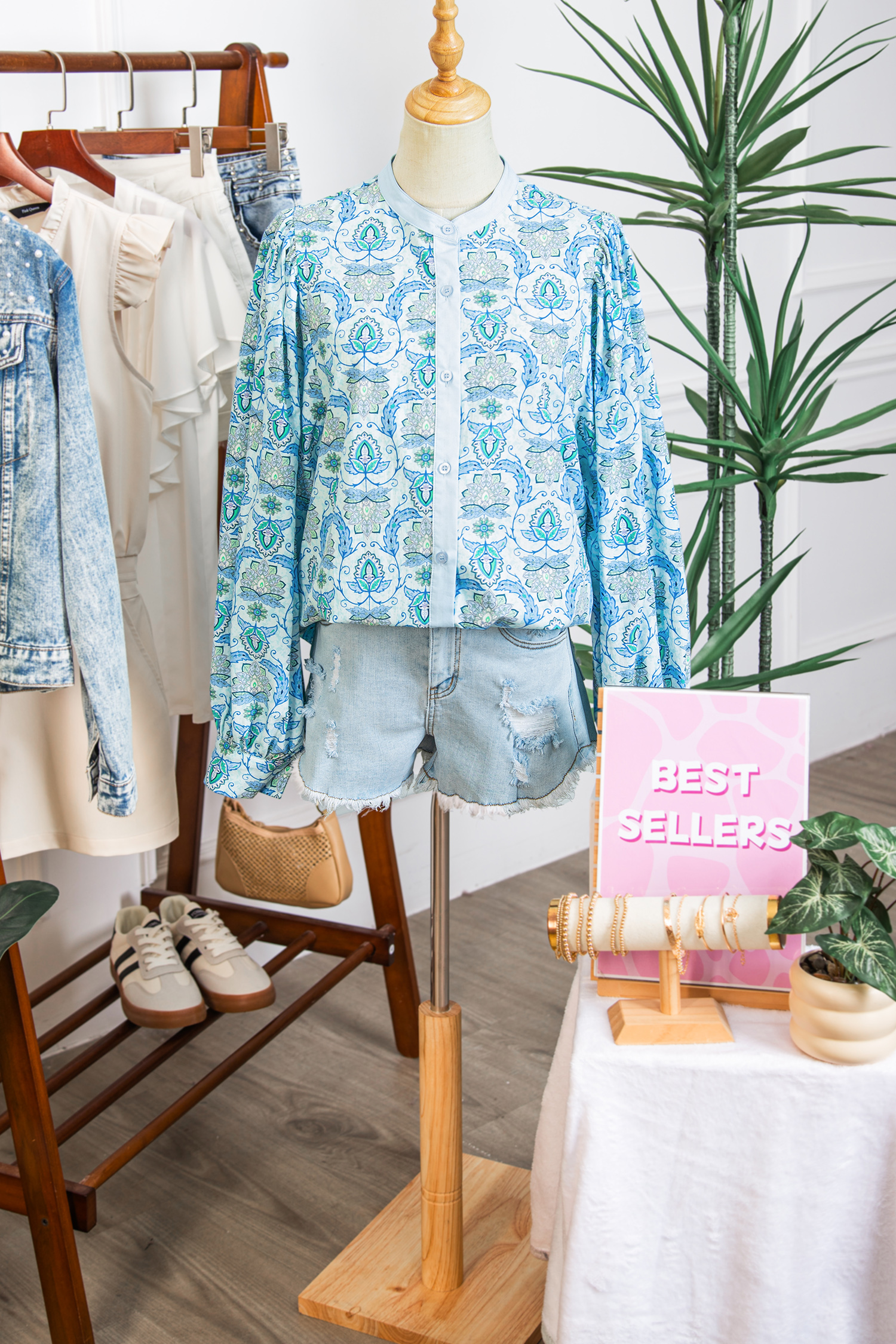 Sky Blue Paisley Print Puff Sleeve Loose Shirt