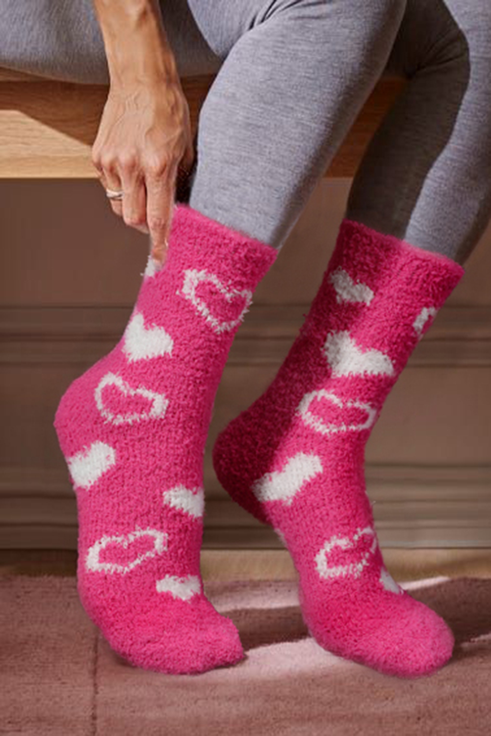 Dearlovers Strawberry Pink Heart Shape Print Coral Fleece Thick Crew Socks