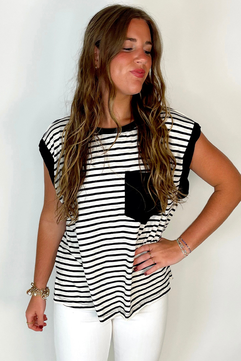 Red Stripe Chest Pocket Patch Round Neck Tank Top