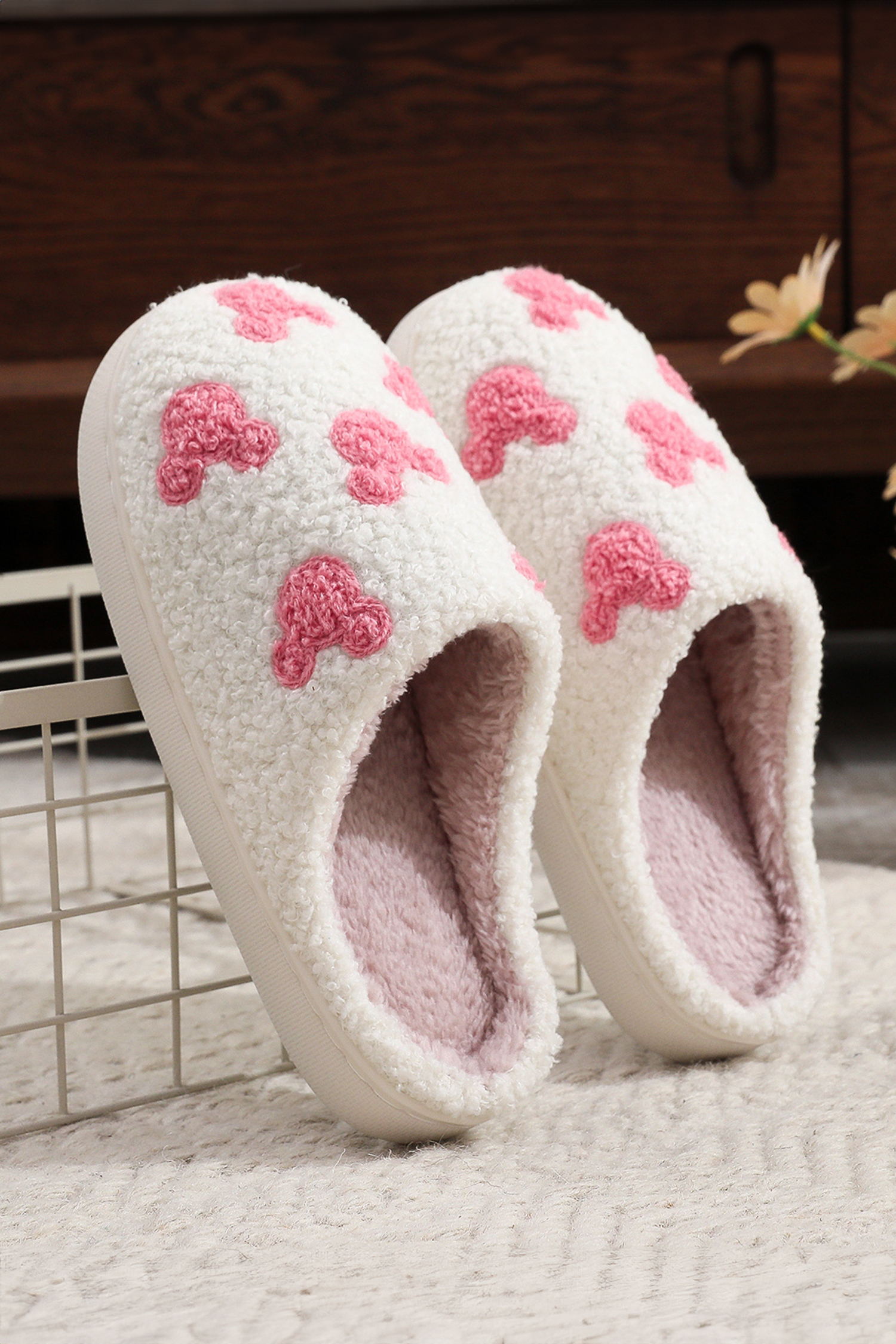 White Mickey Mouse Cartoon Head Pattern Plush House Slippers