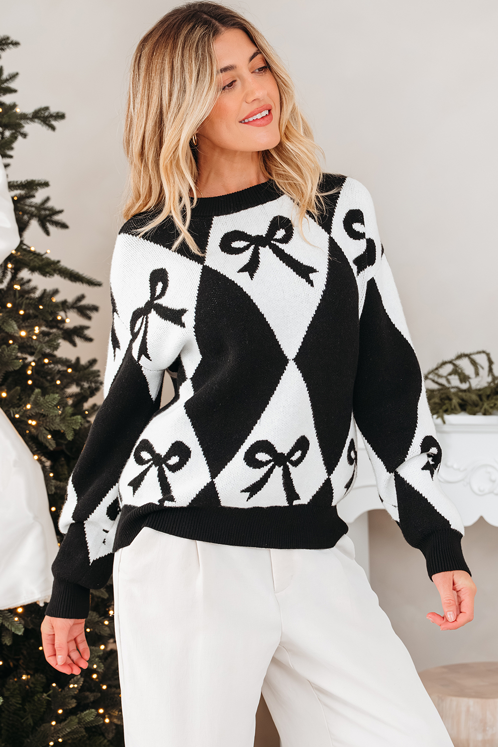 Black Bow Print 2-tone Rhombus Knit Loose Sweater