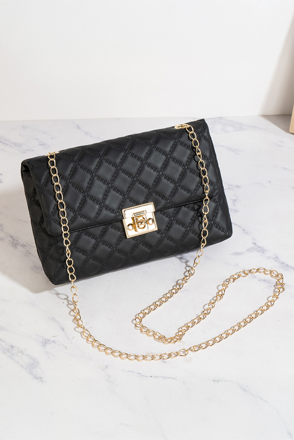 Black Textured PU Leather Gold Chain Buckle Single Shoulder Bag